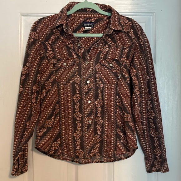 Patagonia Organic Cotton Long Sleeve Button Up - Picture 1 of 4